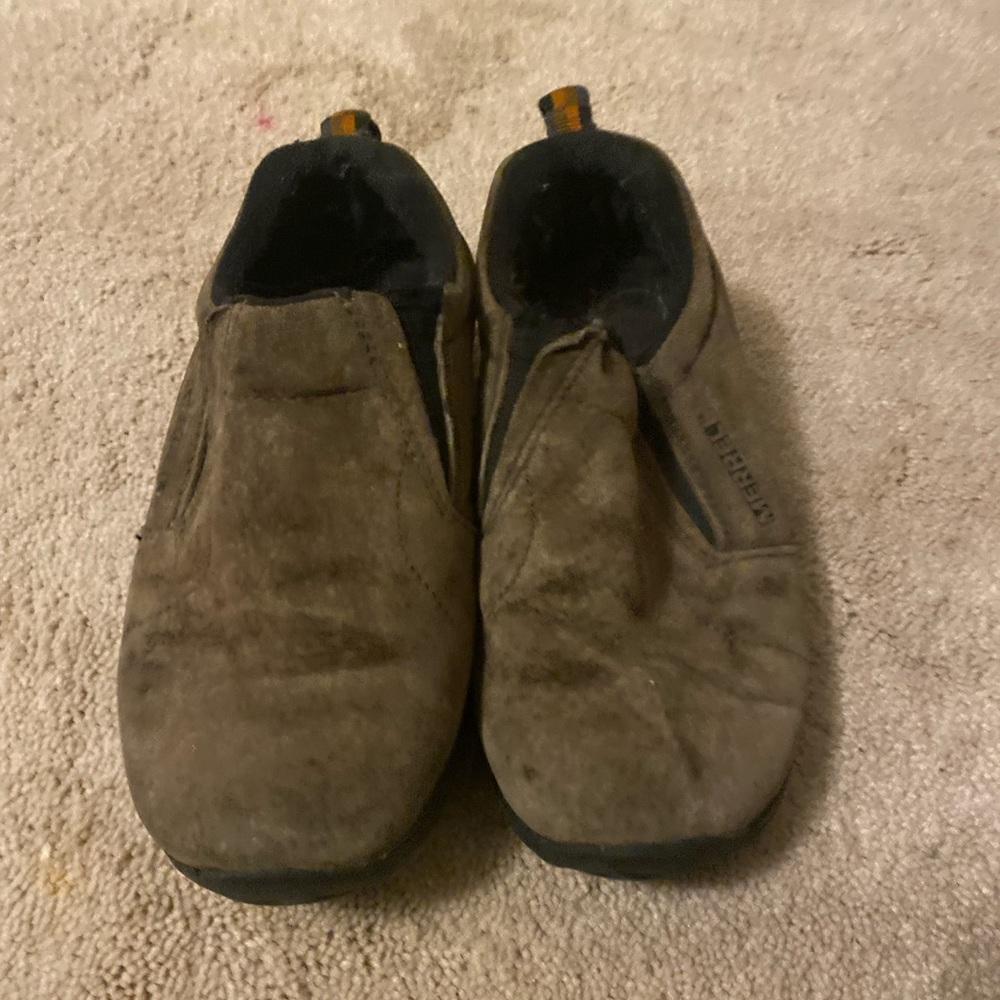 Merrell boys size 3 shoe